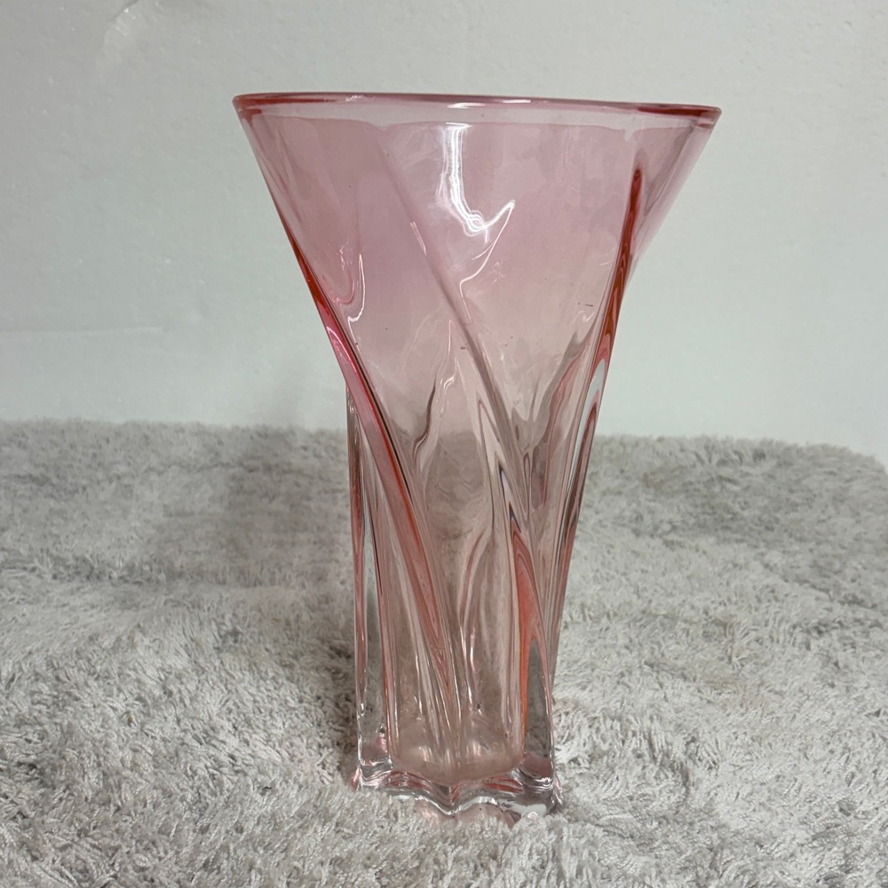 VTG FTD Pink Glass Twisted Swirl Vase Flared Trumpet 9" Heavy Base Decorative